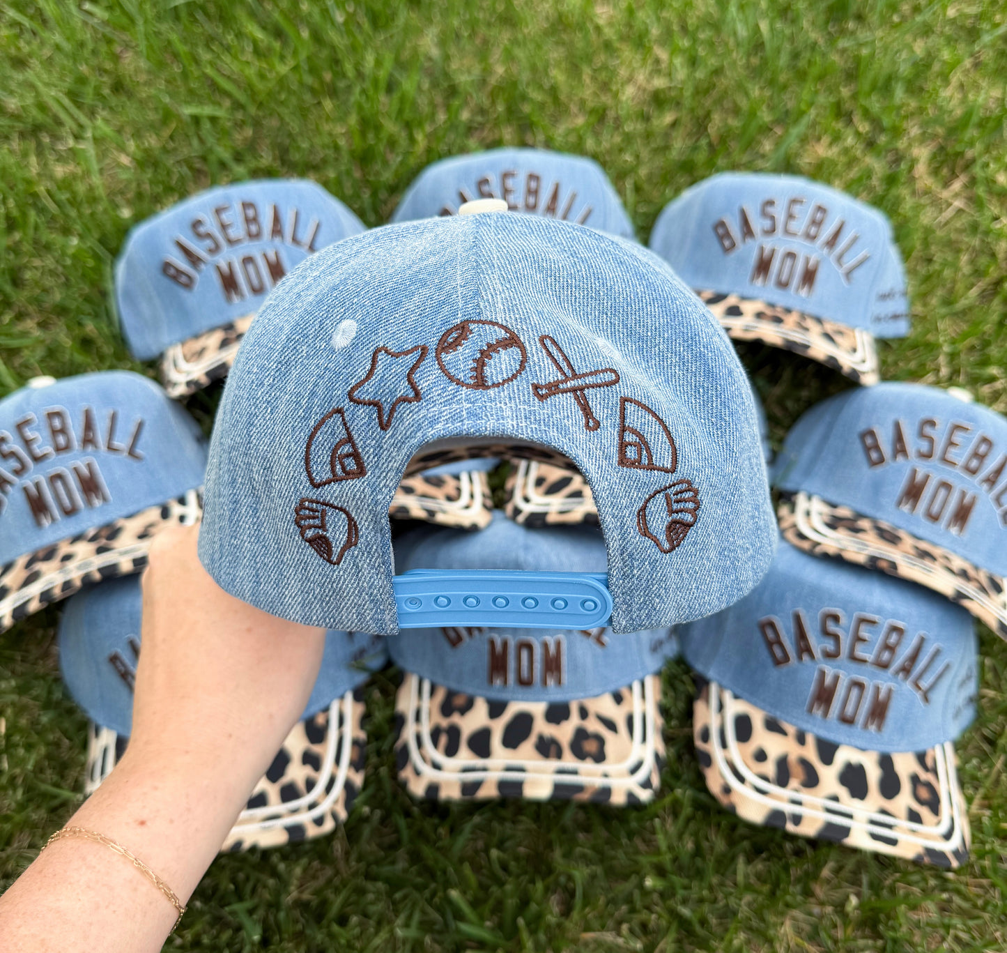 Baseball Mom Trucker Hat🧢