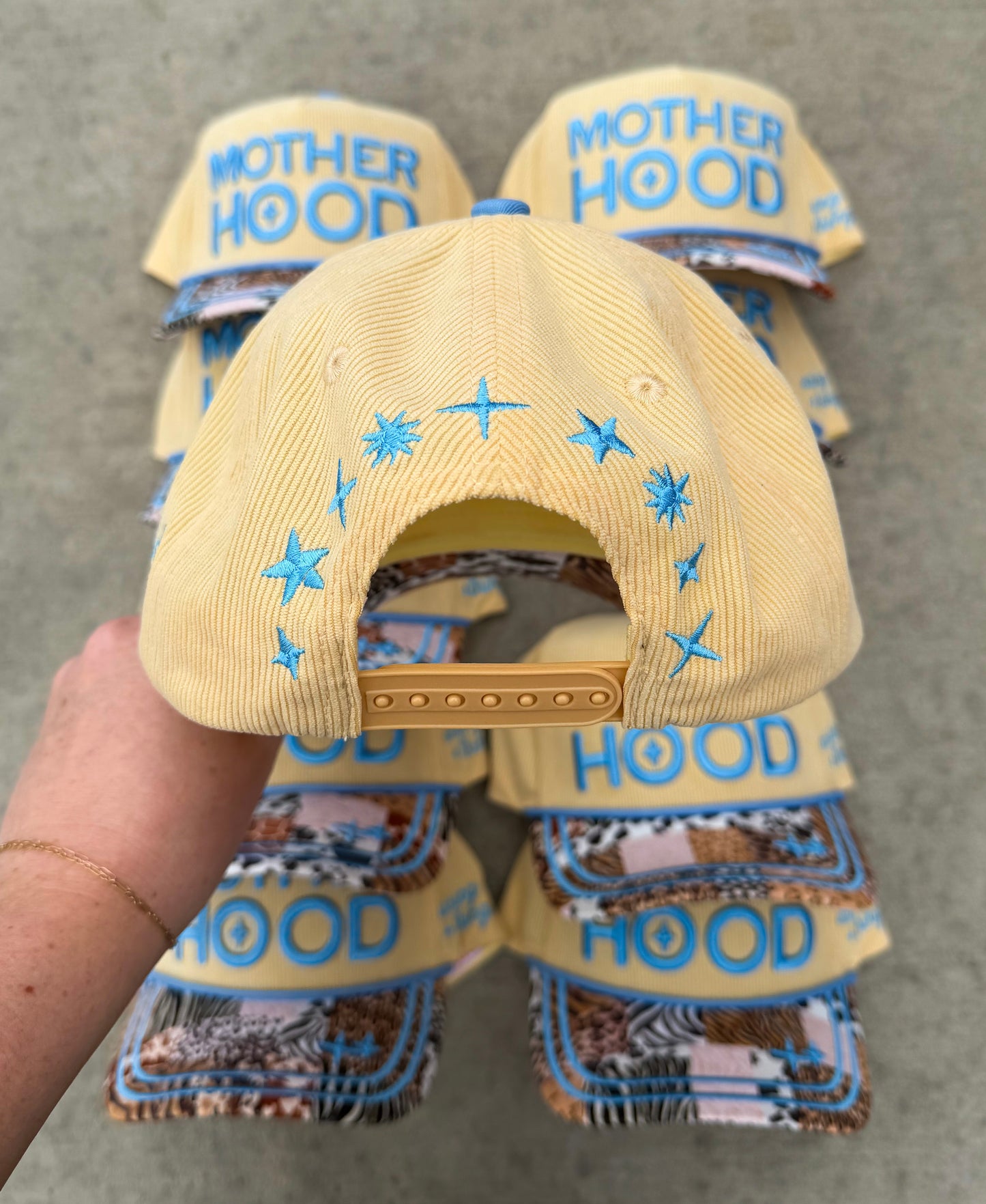 Motherhood Trucker Hat💛