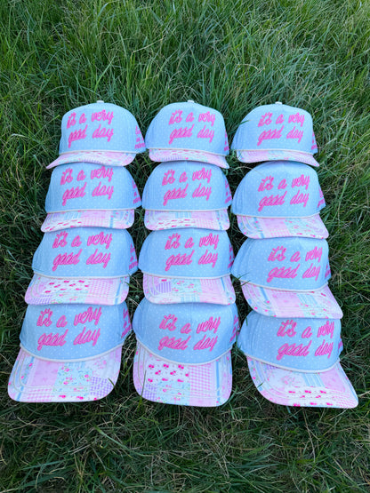 Spring Floral Trucker Hat🩵🌸