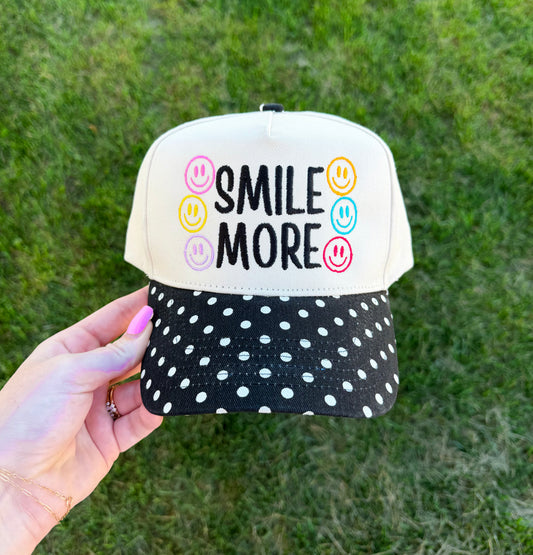 Smile More Trucker Hat🖤