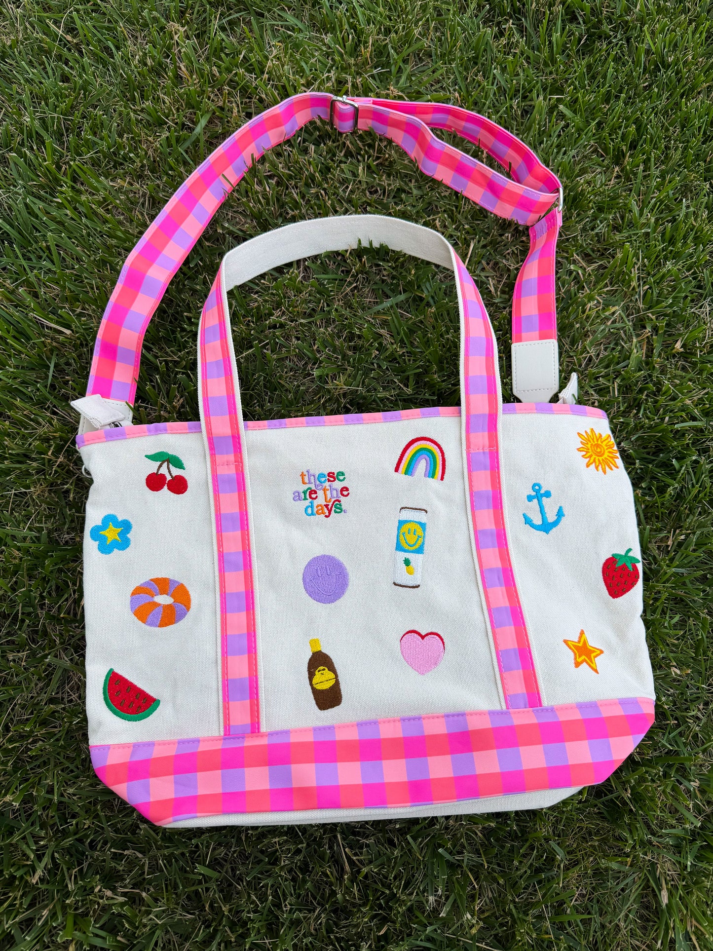 Summer Icon Tote Bag🍓🌈🩷
