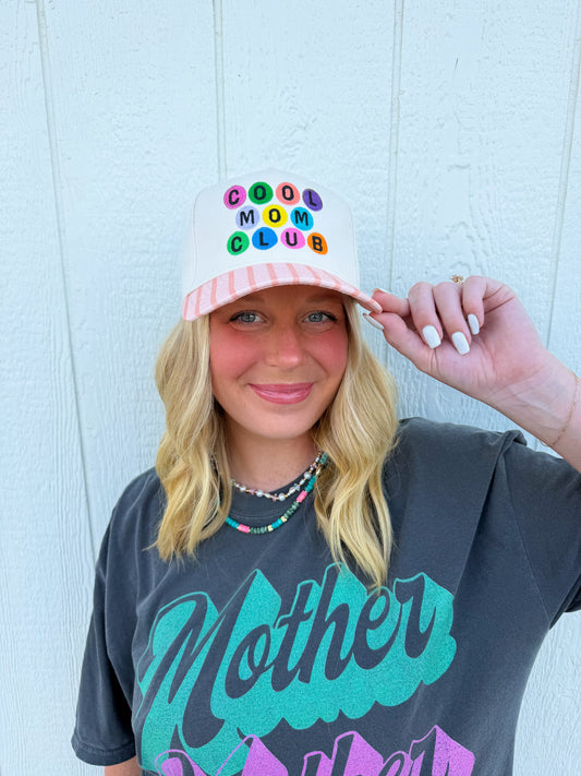 Cool Mom Club Trucker🧡