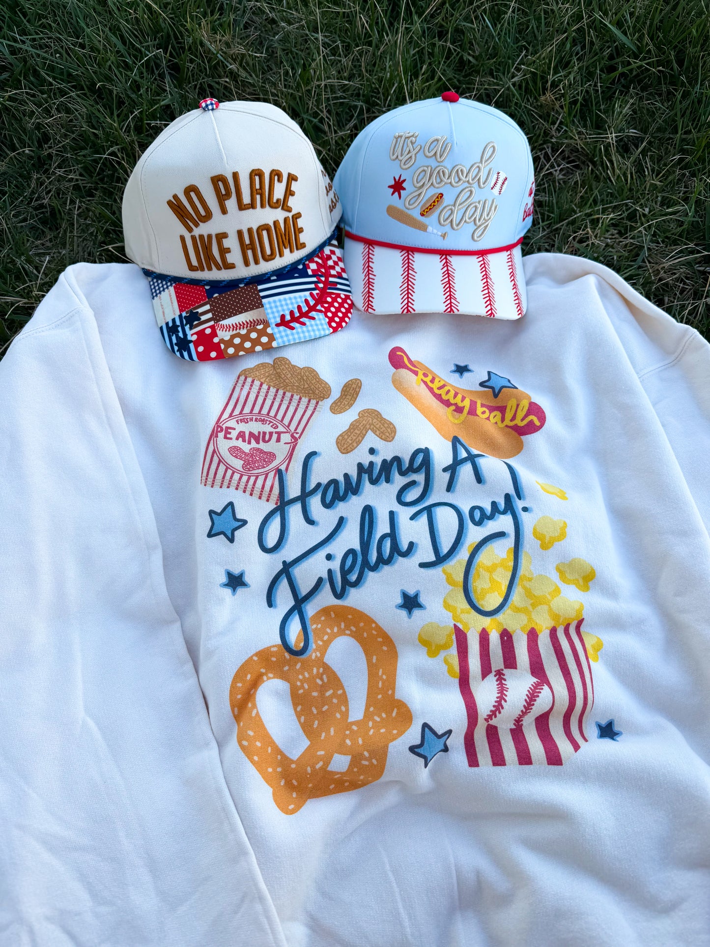 Having A Field Day Crewneck🌭🍿