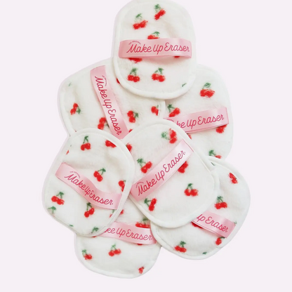 The Original Makeup Eraser 7 Day Gift Set & Makeup Bag🍒