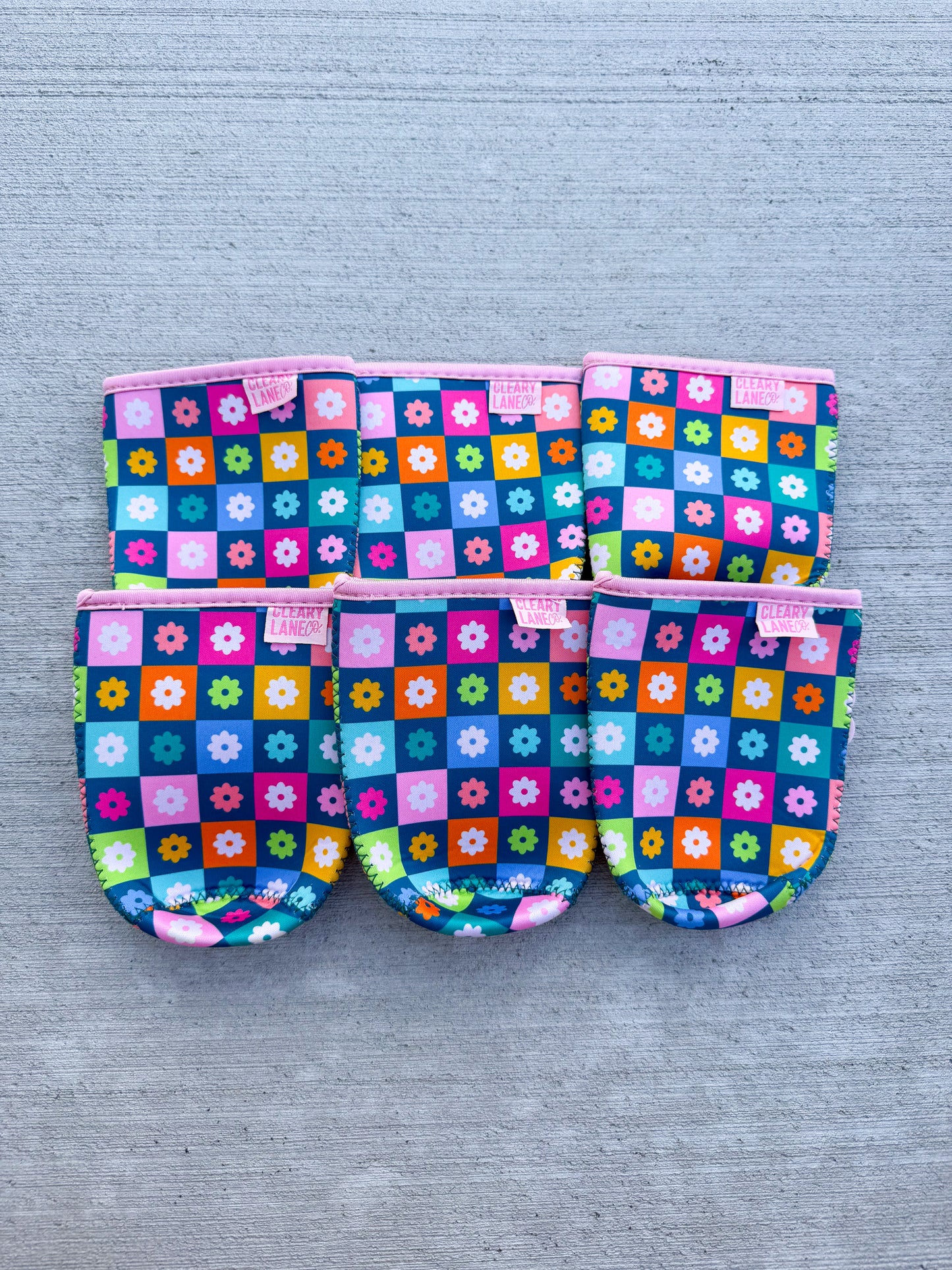 Rainbow Floral Checkers(Venti/Medium)🌸🌈