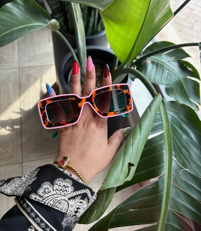 Pink/Green Tortoise Sunglasses🕶️￼