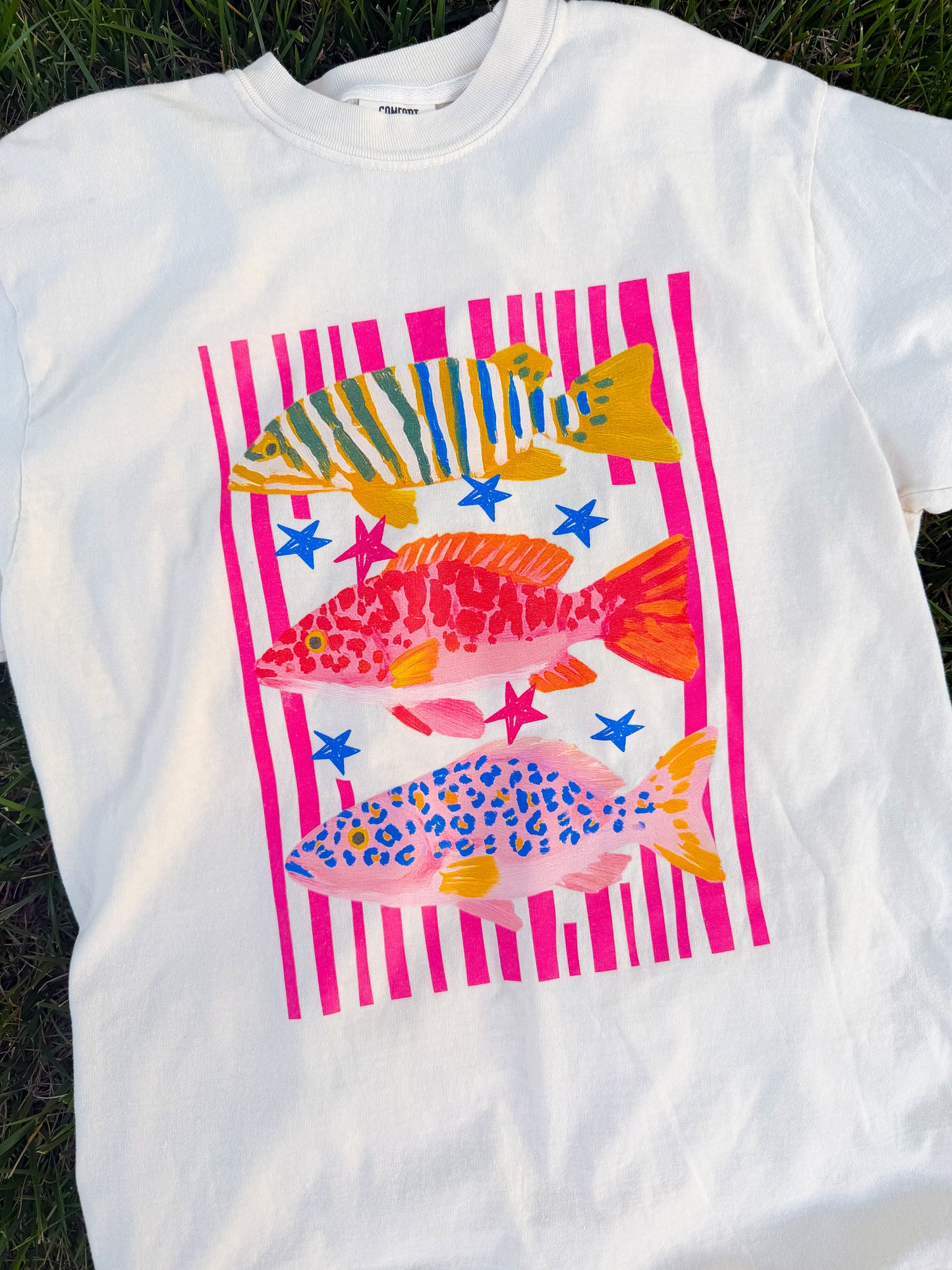 Preppy Fish Graphic Tee🩷